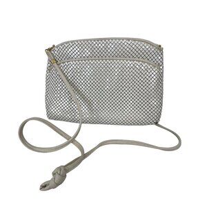Whiting and Davis Vintage White Crossbody Purse With Mesh Design Adjustable Stra